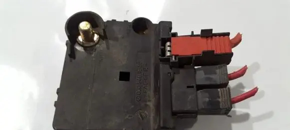 Mercedes-Benz S W220 Fuse box set 0005401950