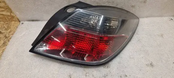 Opel Astra H Rear/tail lights 24451834 00874802