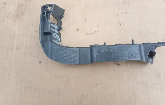 Audi A3 S3 8V Front bumper mounting bracket 8V5807184