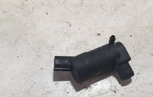 Volvo S80 Windscreen/windshield washer pump 1S7117K624DD T655V