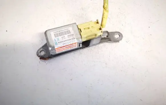Subaru B9 Tribeca Airbag deployment crash/impact sensor 98236xa00a 187900-1810