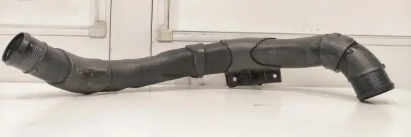 Volkswagen Golf VI Intercooler hose/pipe 1K0145840AA