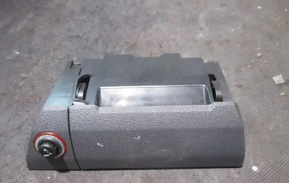 Volkswagen Touran I Car ashtray 1T1857961F