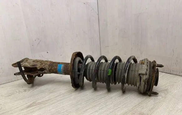 Honda Civic Front shock absorber with coil spring 