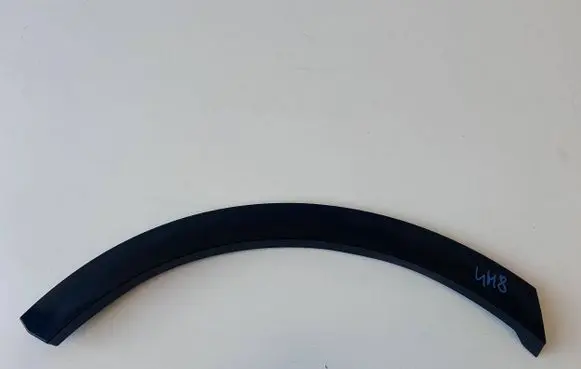 Audi Q8 Rear arch trim 4M8853818D