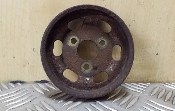 Renault Clio II Power steering pump pulley 