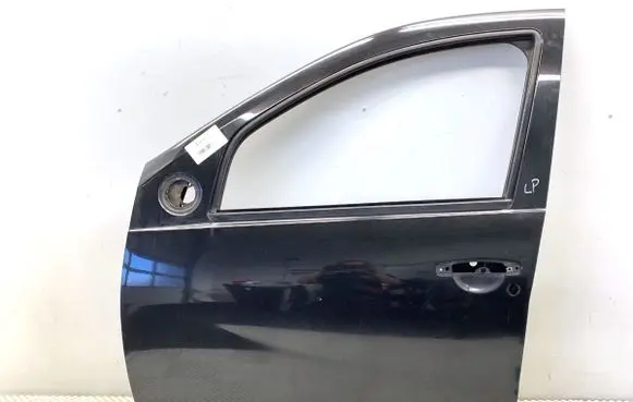 Dacia Duster II Front door 