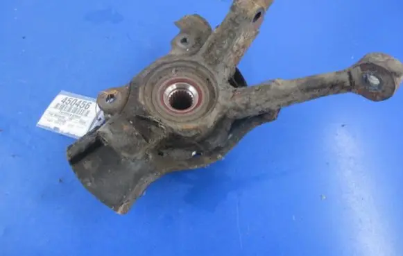 Fiat Seicento/600 Front wheel hub spindle knuckle