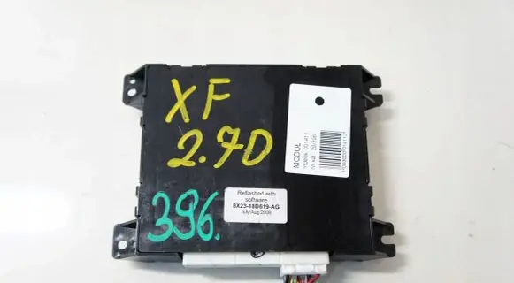 Jaguar XF Air conditioner control unit module 8X2318D619AG