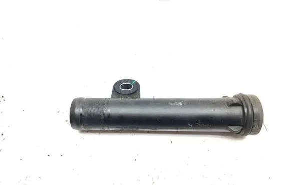 Renault Trafic III (X82) Engine coolant pipe/hose 210474640R