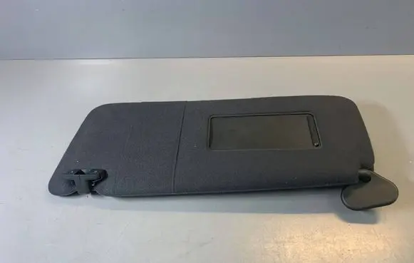 Sun visor