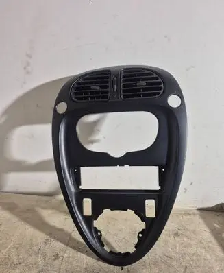 Citroen Xsara Picasso Dashboard center trim panel 9631315877