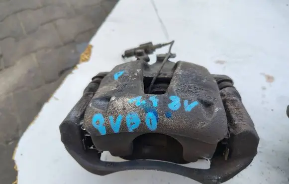 Fiat Qubo Front brake caliper 