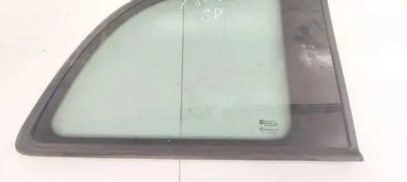 Opel Zafira A Rear side window