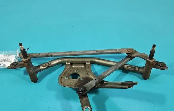 Front wiper linkage