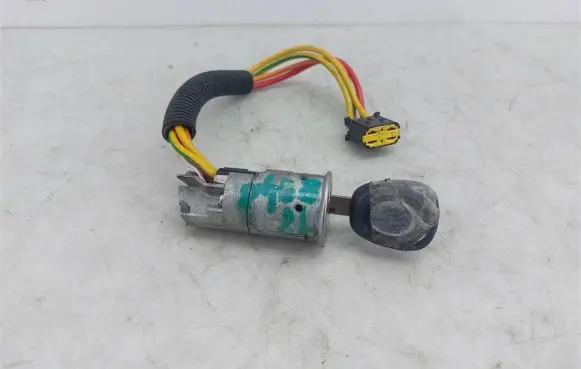 Renault Megane I Ignition lock