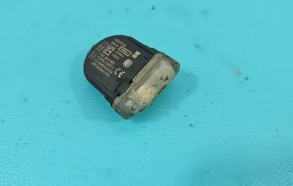 Ford Mondeo MK V Tire pressure sensor 65498360 IMPRK1456052