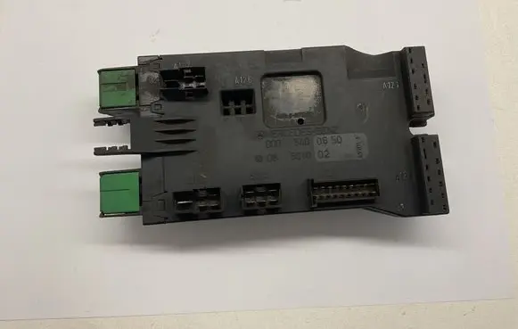 Mercedes-Benz Vito Viano W638 Fuse module 0005400650 08501002