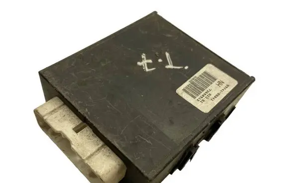 Toyota Avensis T220 Other control units/modules 8974105041