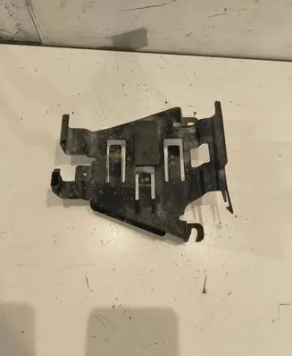 Volkswagen Golf V Other engine bay part 1K2906214B