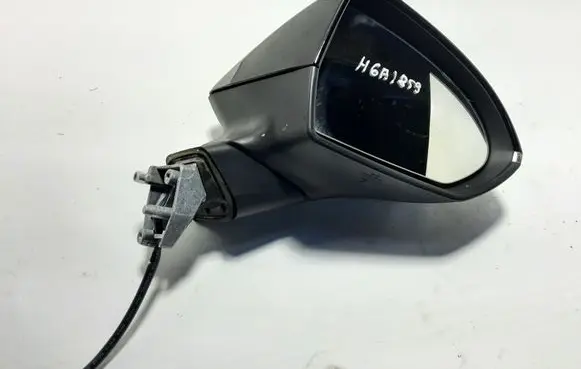 Front door electric wing mirror
