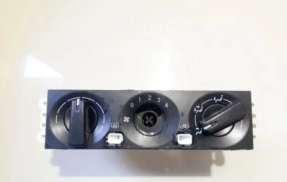 Mitsubishi Space Star Climate control unit mr262492
