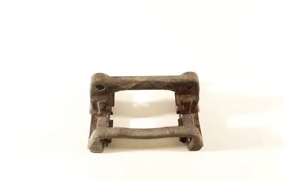 Land Rover Freelander 2 - LR2 Brake caliper pad carrier rear 