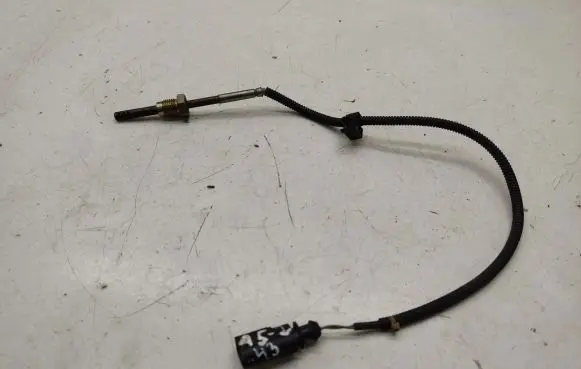 Audi A5 8T 8F Exhaust gas temperature sensor 059906088 059906088AK