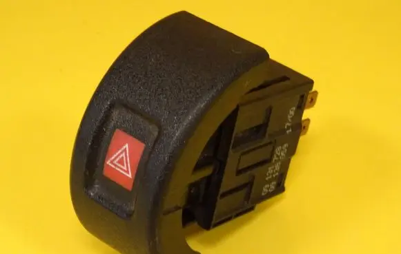 Opel Astra G Hazard light switch 09131728 09138059