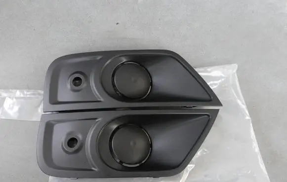 Renault Master III Front fog light trim/grill 261525623R 53A62955R 263315700R