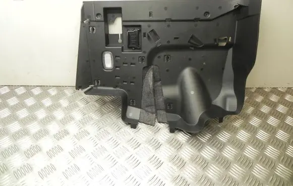 Steering wheel column trim