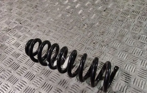 Mercedes-Benz E W238 Rear coil spring