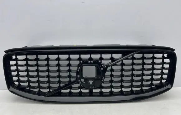 Volvo XC60 Front bumper upper radiator grill 32133812
