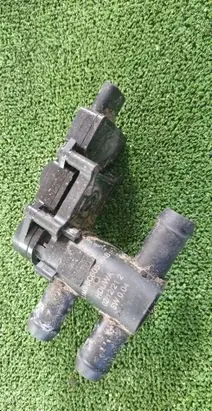 Coolant heater control valve