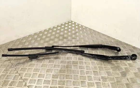 Nissan Juke II F16 Front wiper blade arm W144015 AIS112C01