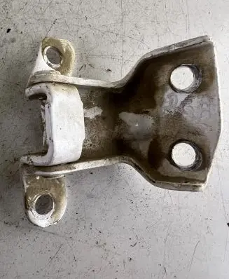 Ford Ranger Rear door lower hinge
