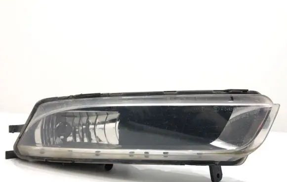 Volkswagen PASSAT CC Front fog light 3C8941700