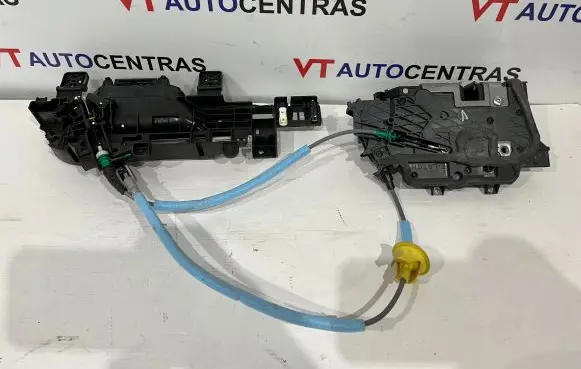 BMW iX Front door lock 5A258C7