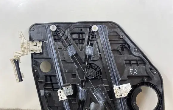 Hyundai Santa Fe V MX5 Front window lifting mechanism without motor HZA002567 151352167 B6000778