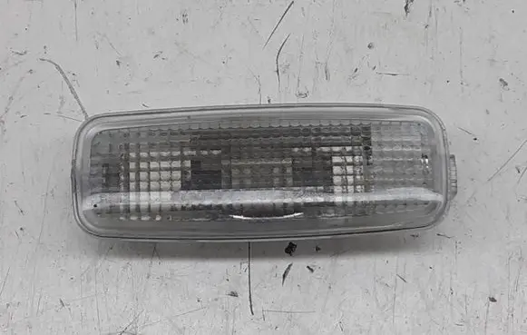 Audi A6 S6 C6 4F Front seat light 4D0947105A