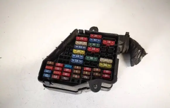 Volkswagen Bora Fuse box set 1j1970000s