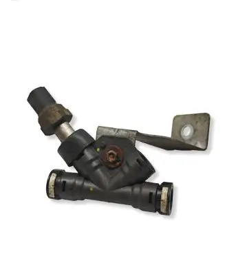 Land Rover Range Rover L322 Fuel pressure sensor LR012665