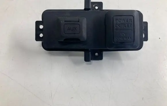 Honda CR-V AUX in-socket connector 