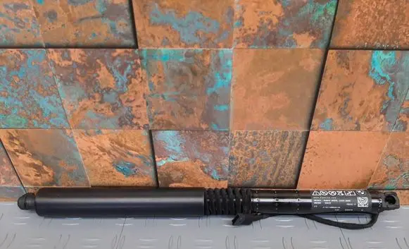 BMW XM Tailgate strut 5A84C79 51245A84C79