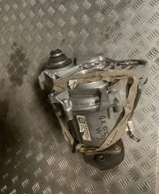 BMW X5 G05 Gearbox transfer box case 