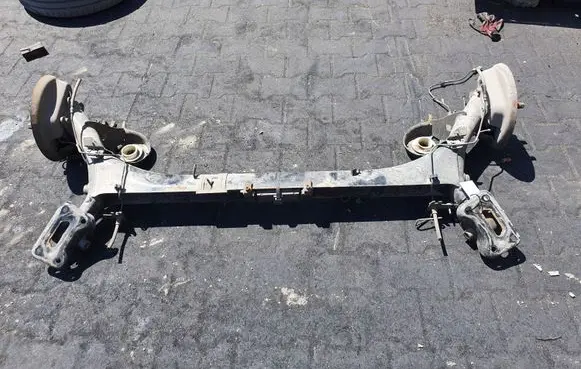 Peugeot 3008 I Rear axle beam 