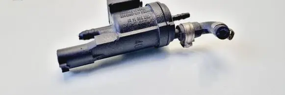 Mercedes-Benz B W245 Valve vacuum 0025401497