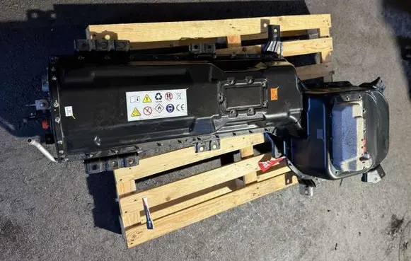 Jeep Renegade Hybrid / electric car battery 46347049 46352783 68484317AS