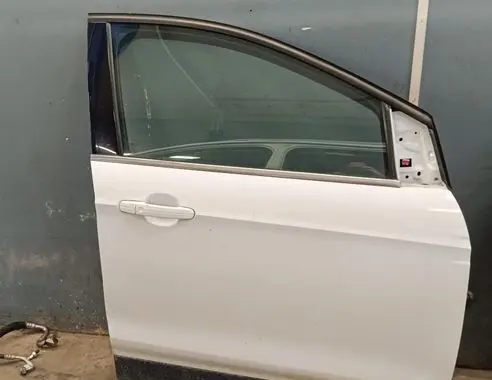 Ford Kuga II Front door
