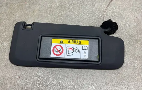 Opel Insignia B Sun visor 13589920